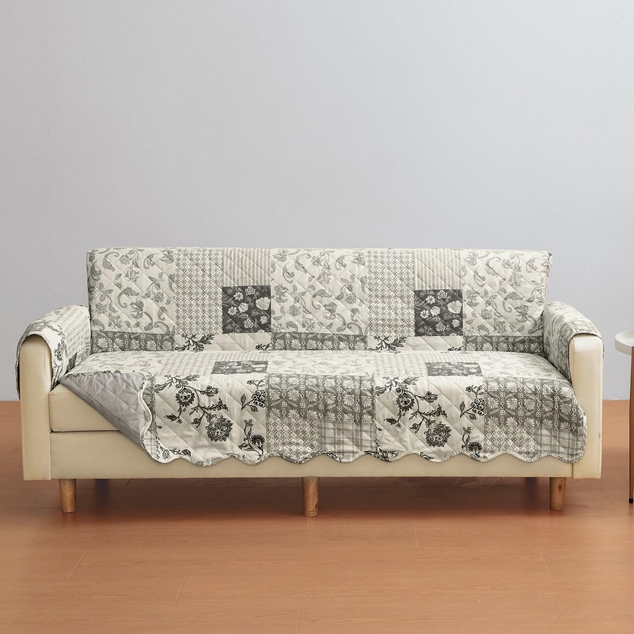 Collections Etc Garden Floral Patchwork Scalloped Edge Furniture Protector